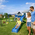 Holiapart No 1 - Luxury Apartments, Beautiful Area *