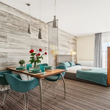Holiapart No 1 - Luxury Apartments, Beautiful Area * Krynica Morska