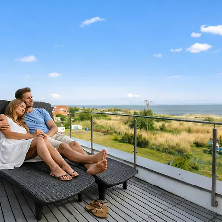 Holiapart No 1 - Luxury Apartments, Beautiful Area Krynica Morska