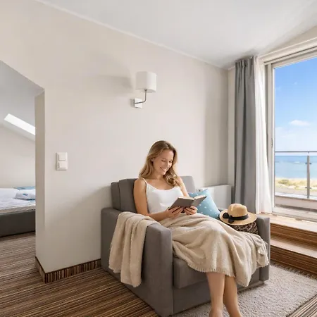 Holiapart No 1 - Luxury Apartments, Beautiful Area Apartment *
