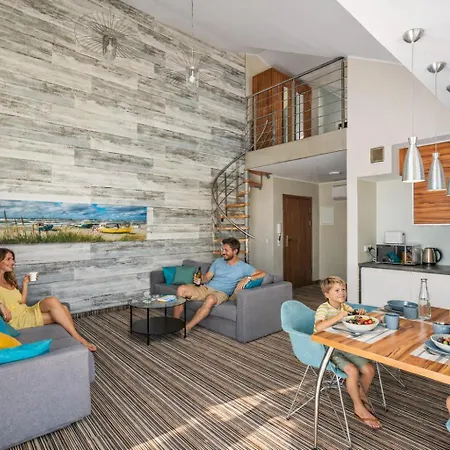 Holiapart No 1 - Luxury Apartments, Beautiful Area *