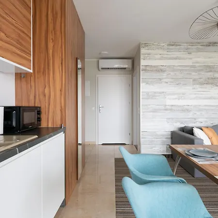 Holiapart No 1 - Luxury Apartments, Beautiful Area * Krynica Morska
