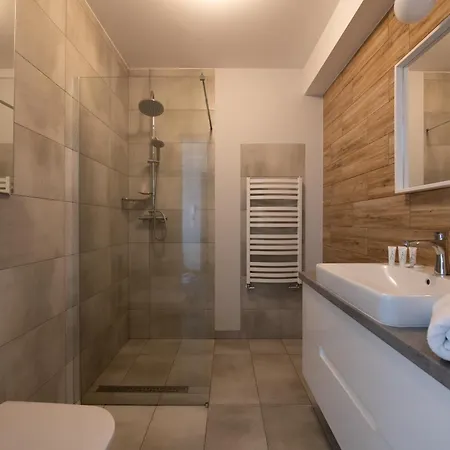 Holiapart No 1 - Luxury Apartments, Beautiful Area דירה